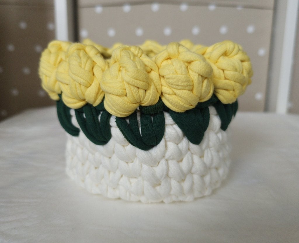Handgemaakt gehaakt rozenmandje wit/geel | decoratie, Verzenden, Geel, Nieuw, Opbergmeubel