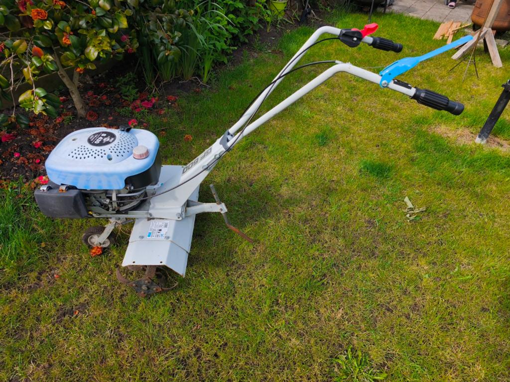 Werkende tuin frees, Ophalen, Gebruikt