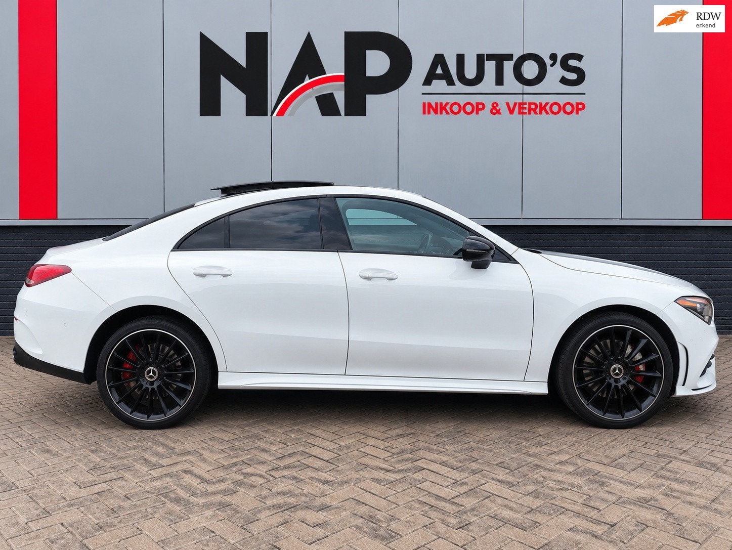 Mercedes-Benz CLA-klasse 250 AMG Pakket PANo, Auto diversen, Automaat, Wit, Mercedes-Benz, Sedan