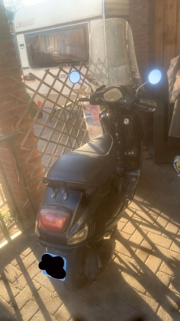 Agm VX50, Fietsen en Brommers, Zo goed als nieuw, Benzine, Ophalen, Overige merken