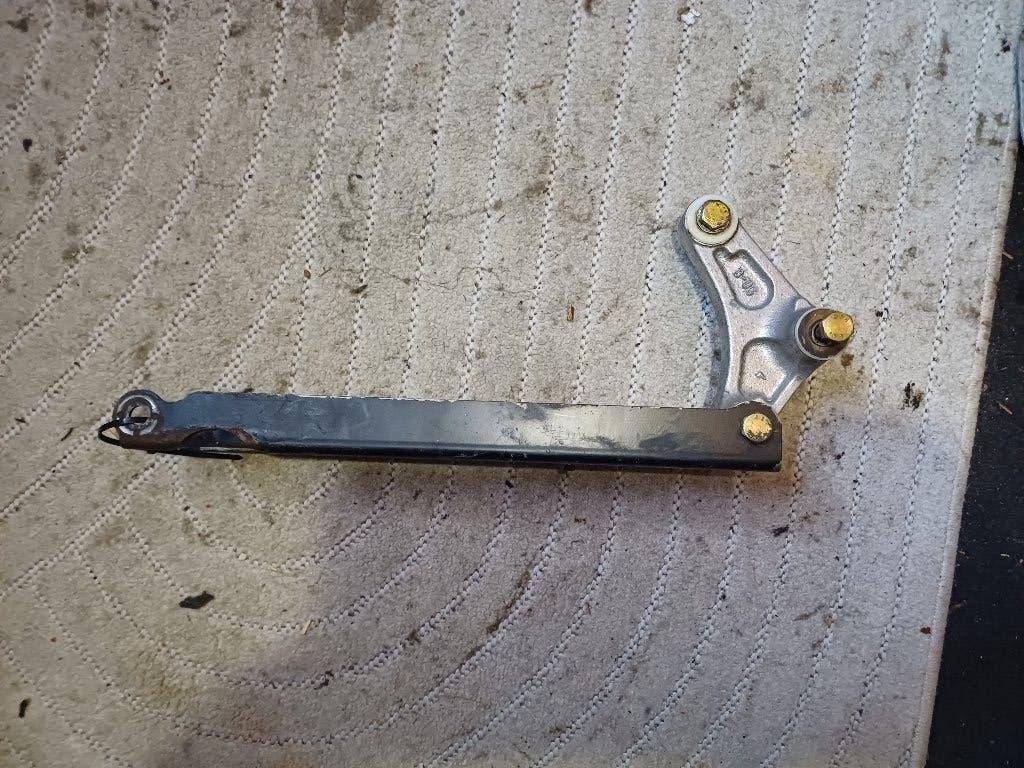 Peugeot jetforce swing arm frame gebruikt, Fietsen en Brommers, Brommeronderdelen | Scooters, Gebruikt, Peugeot, Overige typen