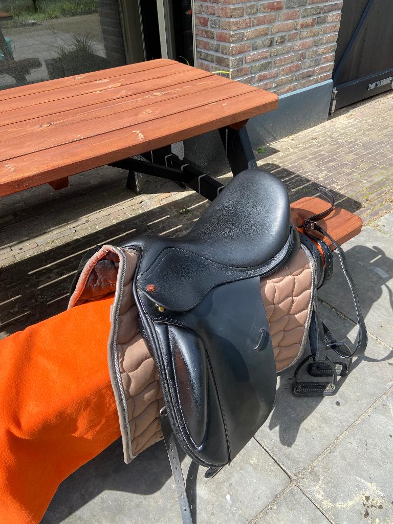 Dressuurzadel Kent& Master, Ophalen, Gebruikt, Dressuur