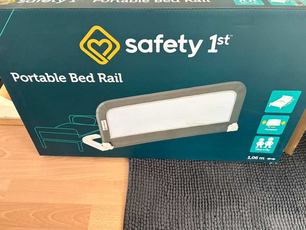 Portetable Bed Rail, Ophalen, Zo goed als nieuw
