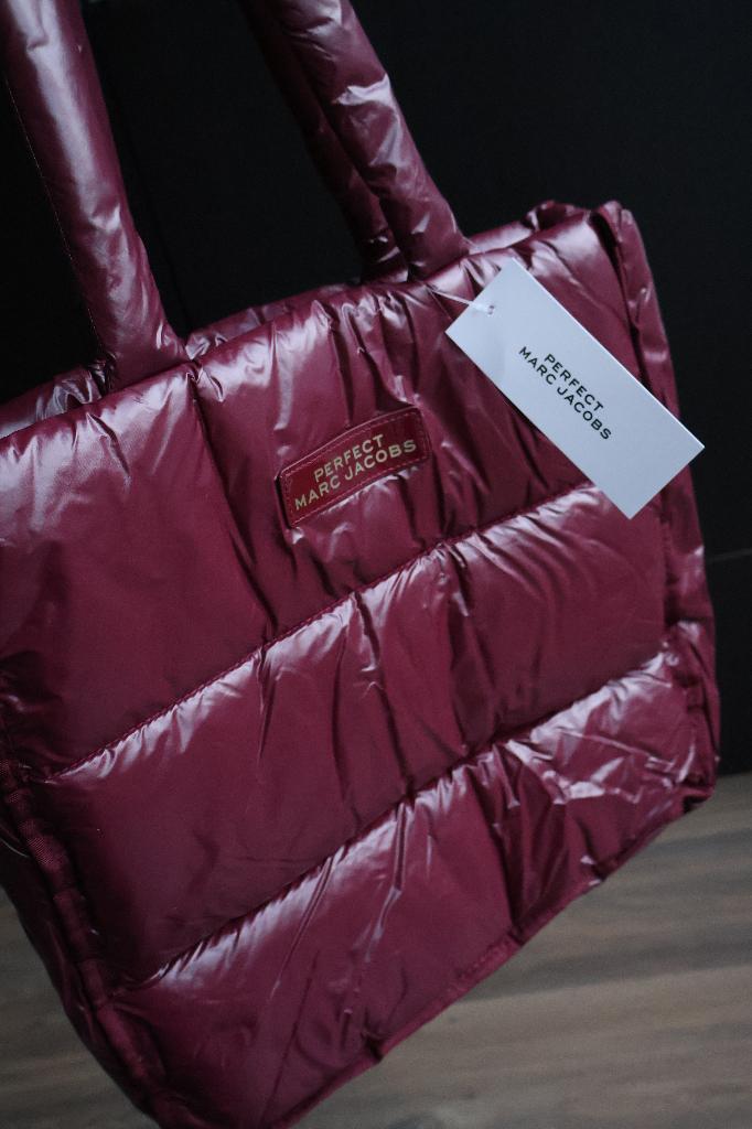 Marc Jacobs Puffer Tote, Ophalen of Verzenden, Nieuw, Rood, Handtas