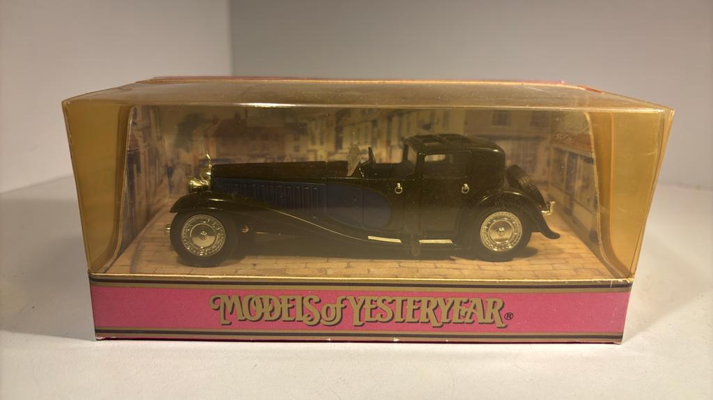 Bugatti royale 1930 matchbox 1.43, Overige merken, Ophalen of Verzenden, A, A