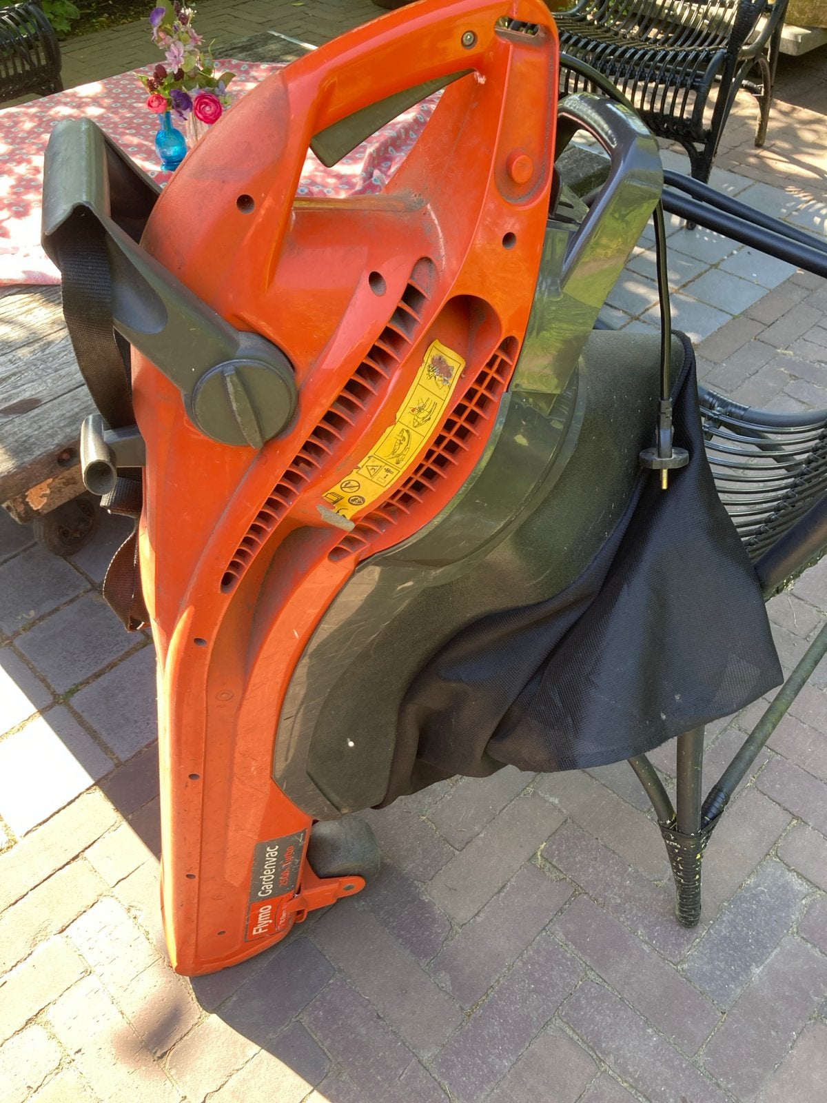 Flymo bladblazer/zuiger GardenVac 2500 Turbo, Tuin en Terras, Handgedragen, Ophalen of Verzenden, Zo goed als nieuw, Met opvangzak