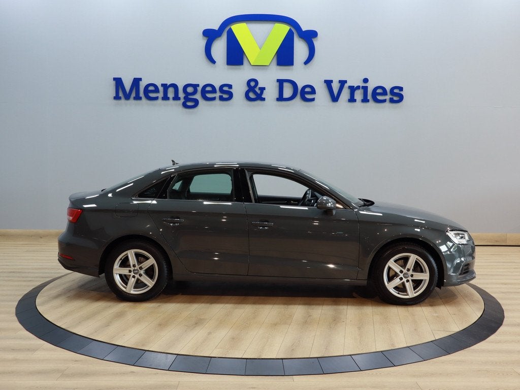 Audi A3 Limousine 1.4 TFSI CoD Pro Line Airco ECC | Trekhaak, 12 maanden, Stof, Gebruikt, 4 cilinders