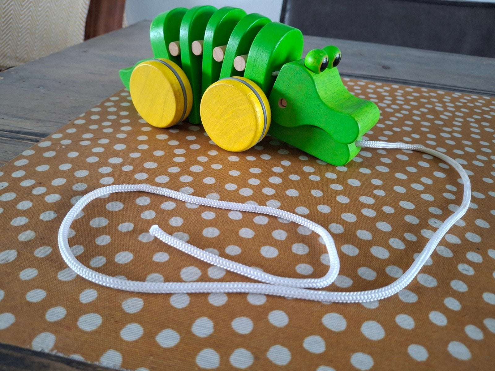 Houten Trekkrokodil merk Plantoys, loopt met kleppergeluid, Kinderen en Baby's, Speelgoed | Houten speelgoed, Ophalen of Verzenden