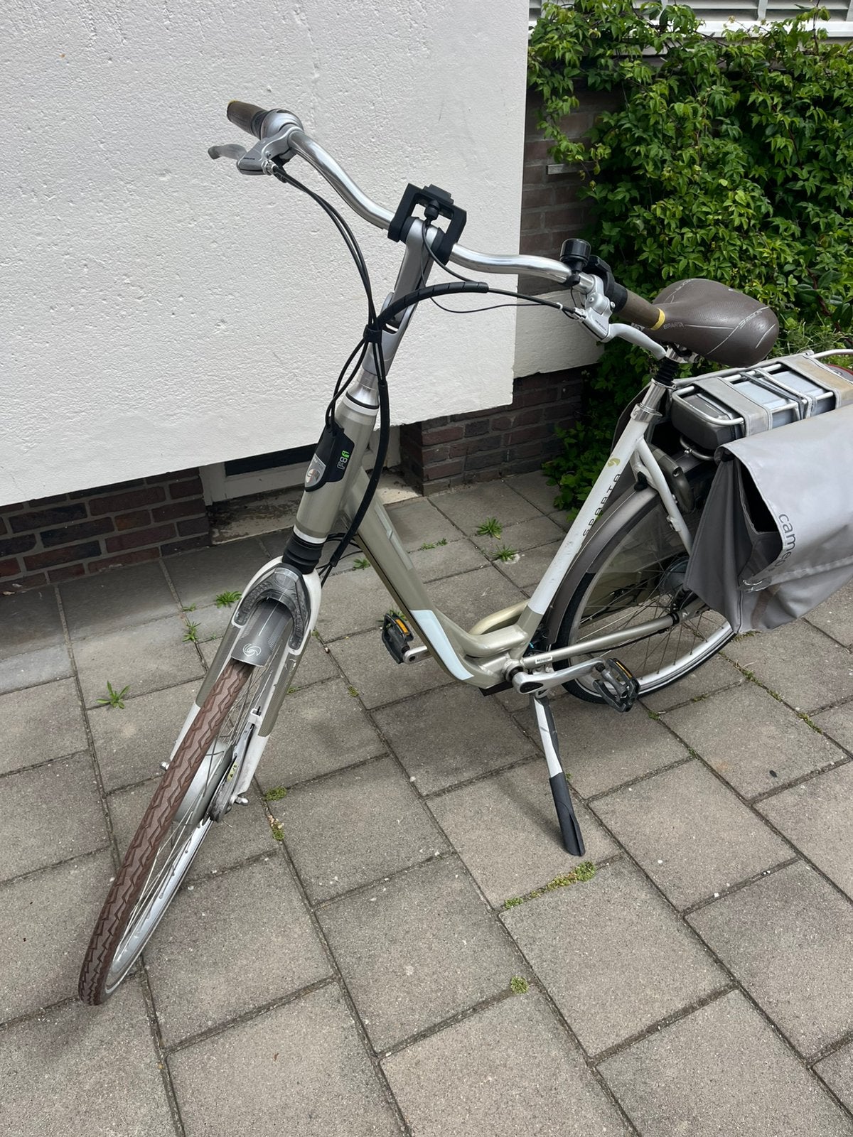 Sparta F8i damesfiets die geleefd heeft, Fietsen en Brommers, Fietsen | Dames | Damesfietsen, Ophalen, Sparta, Gebruikt, Versnellingen