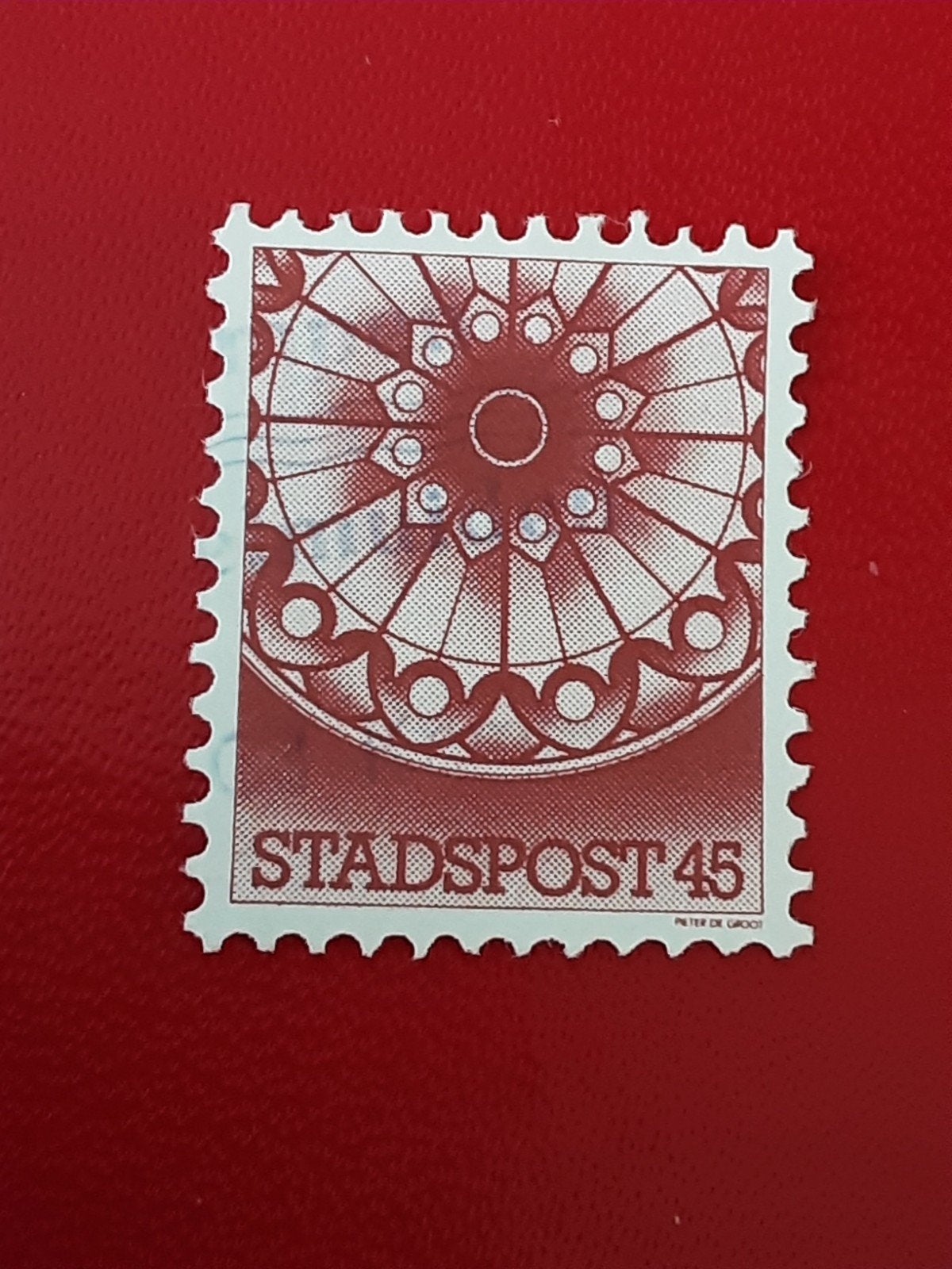 Stads en streekpost . Rozet Rood 45ct ( gest), Ophalen of Verzenden