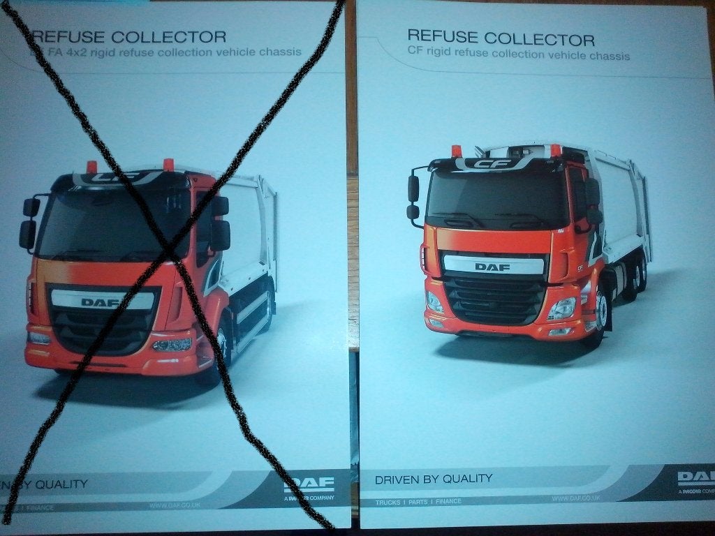 3x DAF LF & CF vuilniswagen + veegwagen brochures folders GB, Ophalen of Verzenden, Zo goed als nieuw, Overige merken