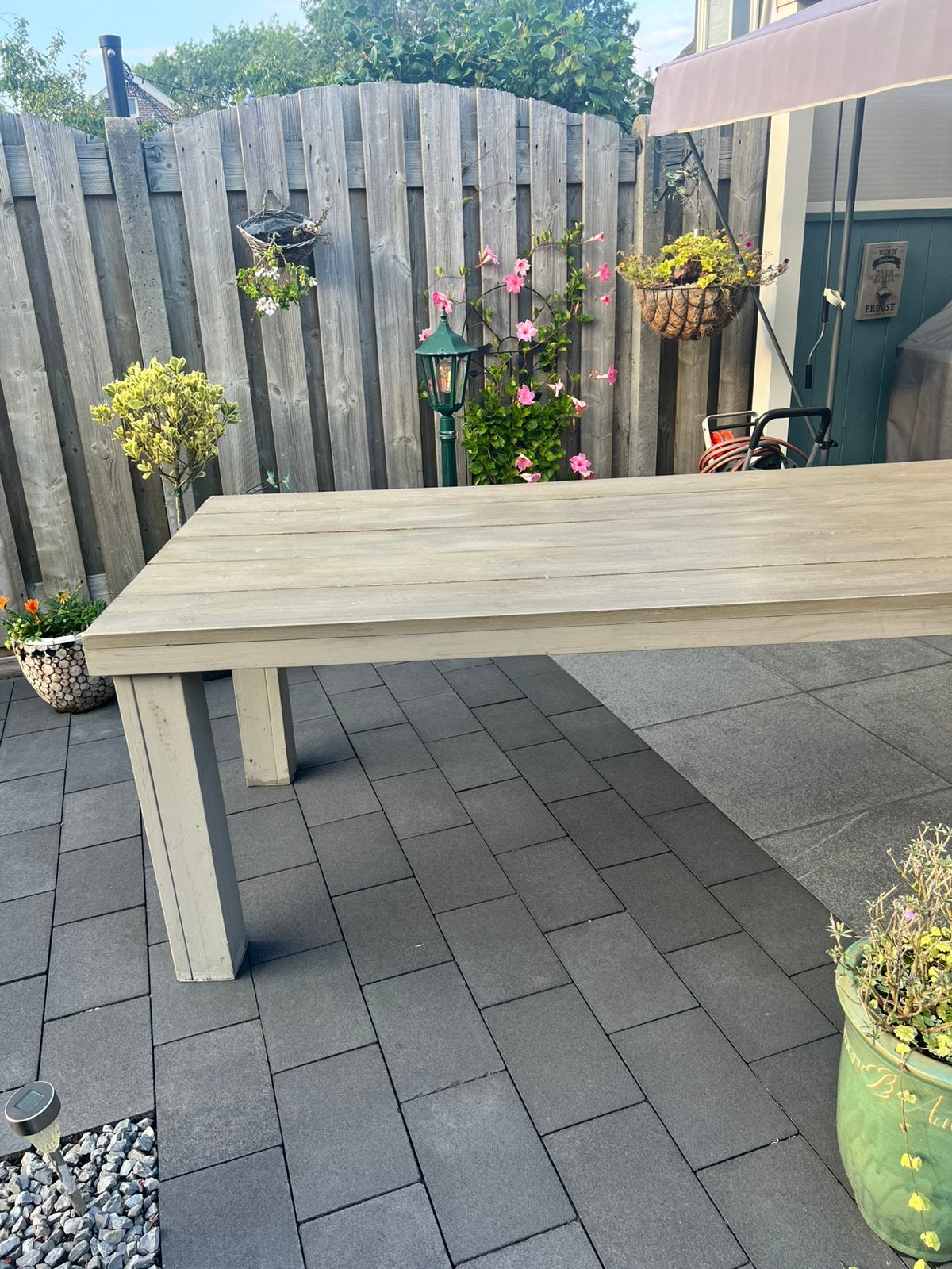 Foto 3 van Tuintafel