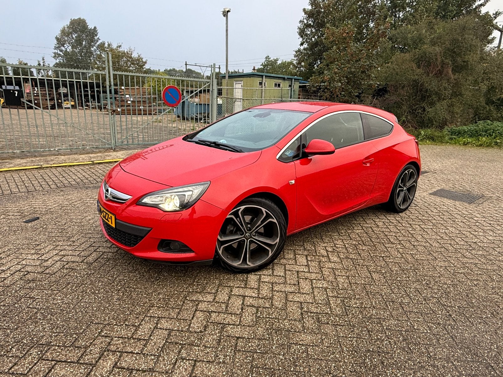 Opel Astra 1.4T GTC 2012, Auto's, Voorwielaandrijving, 1350 kg, Stof, 4 cilinders