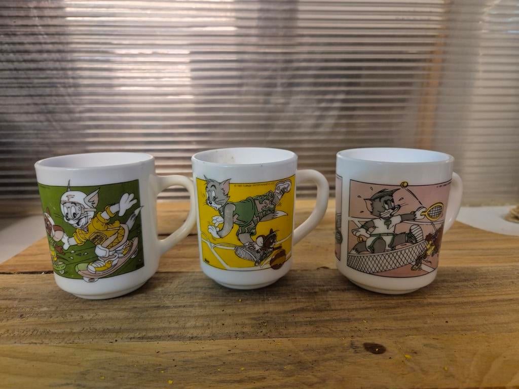 Vintage beker van dixan met tom and jerry, Verzamelen, Ophalen of Verzenden, Overige figuren, Gebruikt, Gebruiksvoorwerp