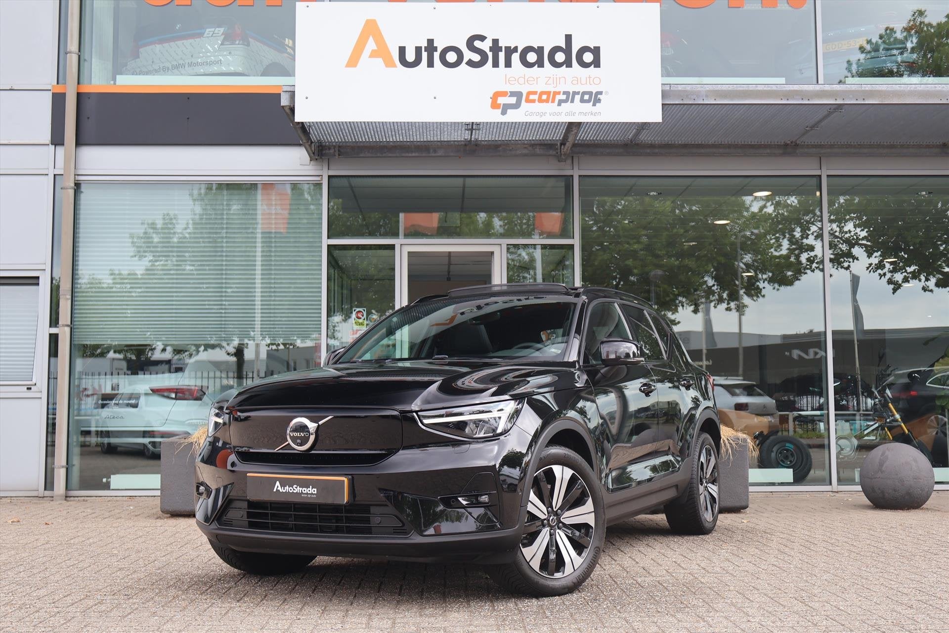 Volvo Xc40 Recharge Twin Pure Electric 231pk SoH 96% | Camer, Auto's, Volvo, Stof, Gebruikt, Met garantie (alle), Zwart
