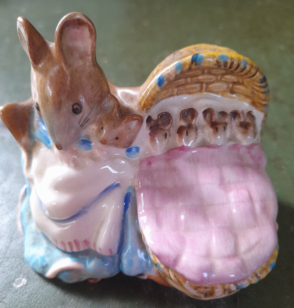 Beatrix Potter "Hunca Munca" - Royal Doulton, Verzenden, Zo goed als nieuw, Dier
