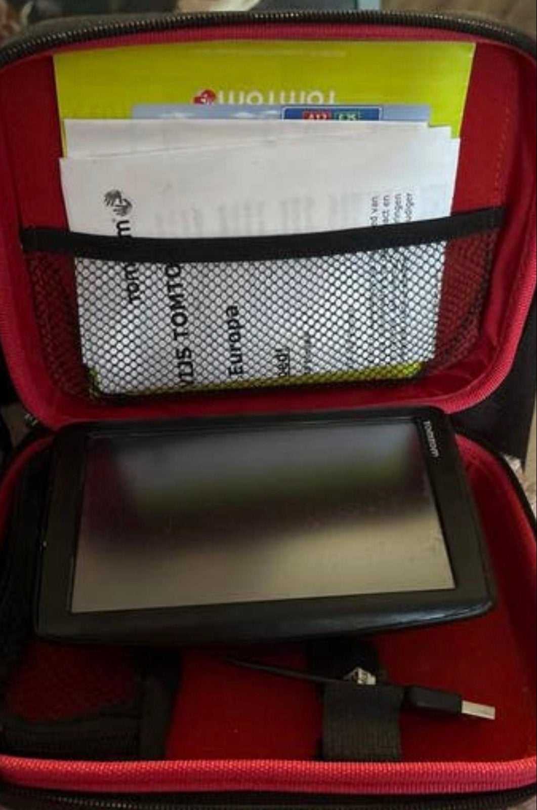TomTom navigatiesysteem met hoes en accessoires, Ophalen of Verzenden, Gebruikt
