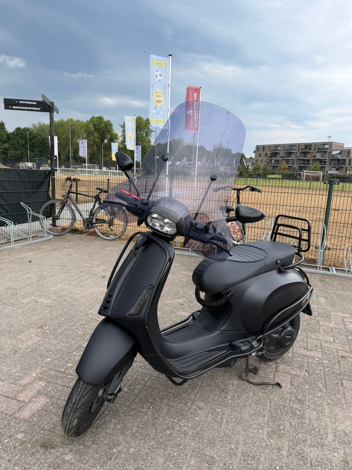 Vespa Sprint Notte 2019 | Mat Zwart, Ophalen, Zo goed als nieuw, Benzine, Vespa