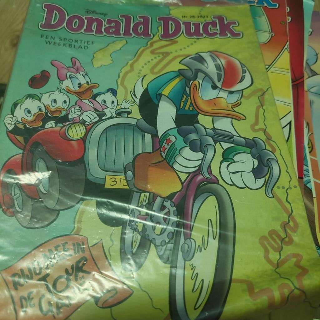 Grote stapel Donald Duck weekbladen, Meerdere stripboeken, Ophalen, Gelezen, Walt Disney