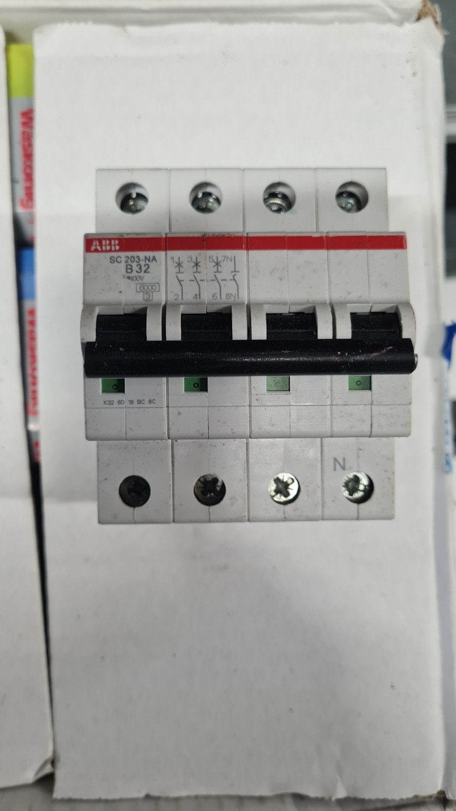 ABB SC 203-NA B32 Installatieautomaat, Ophalen of Verzenden, Gebruikt, ABB, Installatieautomaat