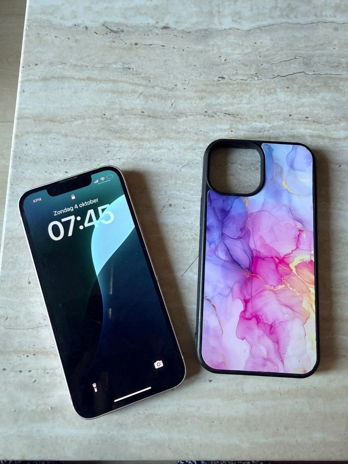 iPhone 13 mini 128GB - Achterkant beschadigd