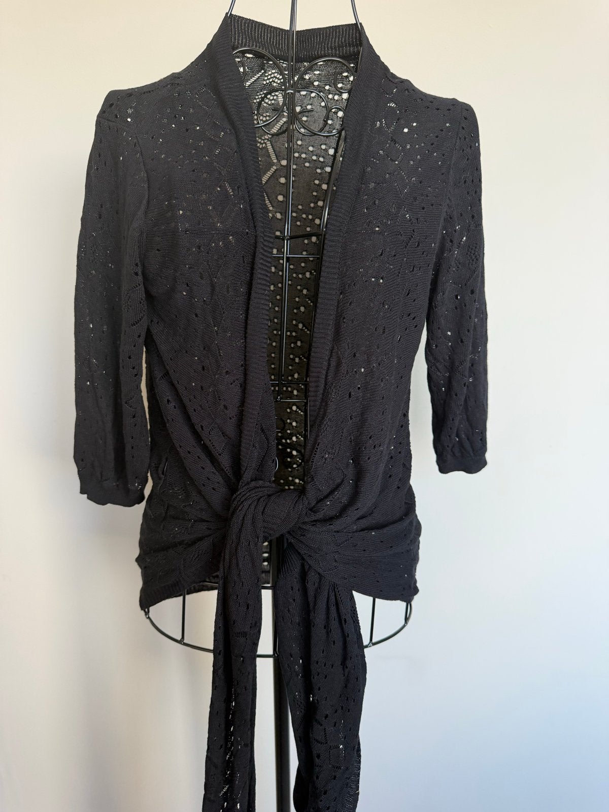 Zwart gebreid vestje met strikdetail Maat XL, Ophalen of Verzenden, Gedragen, Maat 46/48 (XL) of groter, Zwart