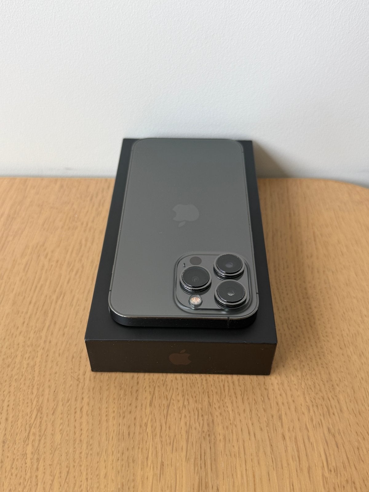 Foto 7 van Apple iPhone 13 Pro - Zo goed als nieuw - 100% batterij