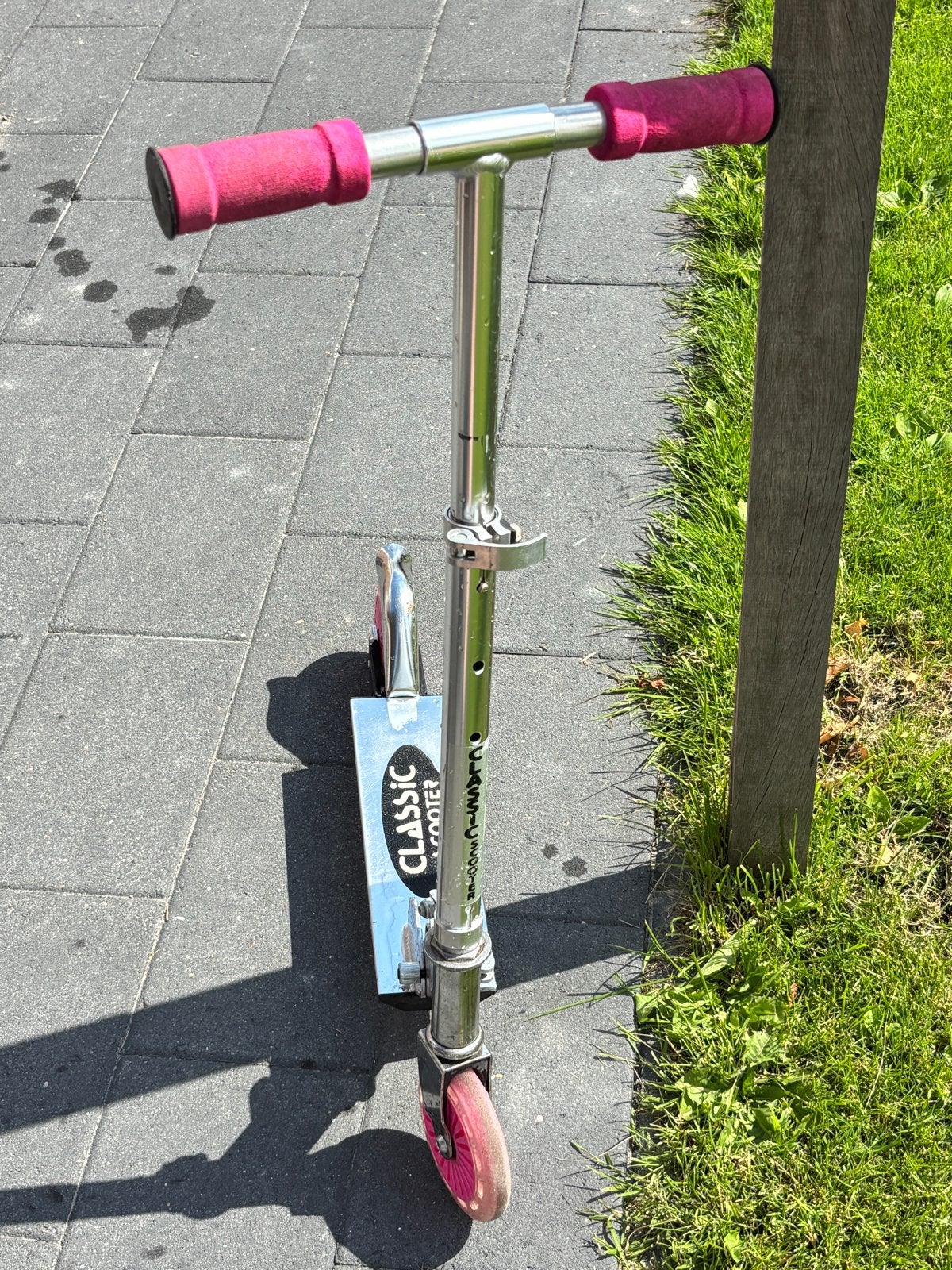 Classic Step met roze accenten, Ophalen, Gebruikt, Gewone step