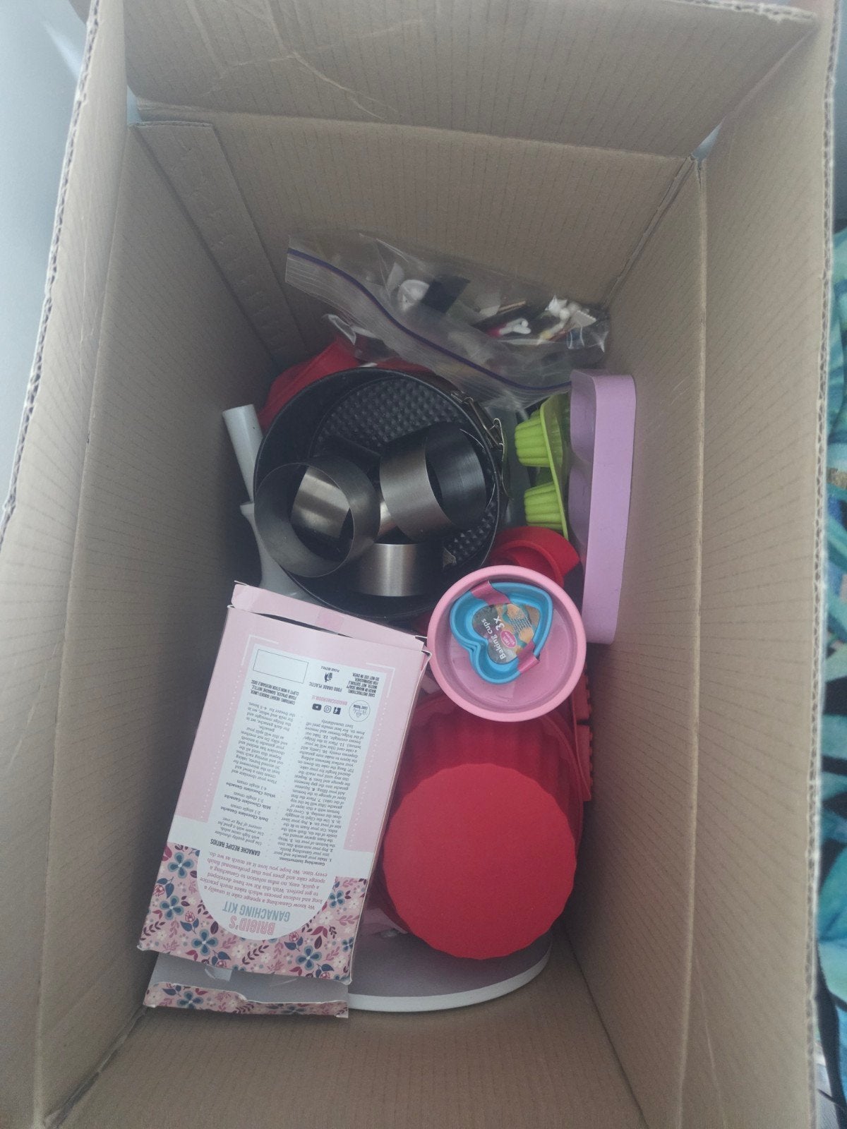 Heel veel bak spullen, Ophalen, Zo goed als nieuw, Taarten of Cupcakes, Bakvorm