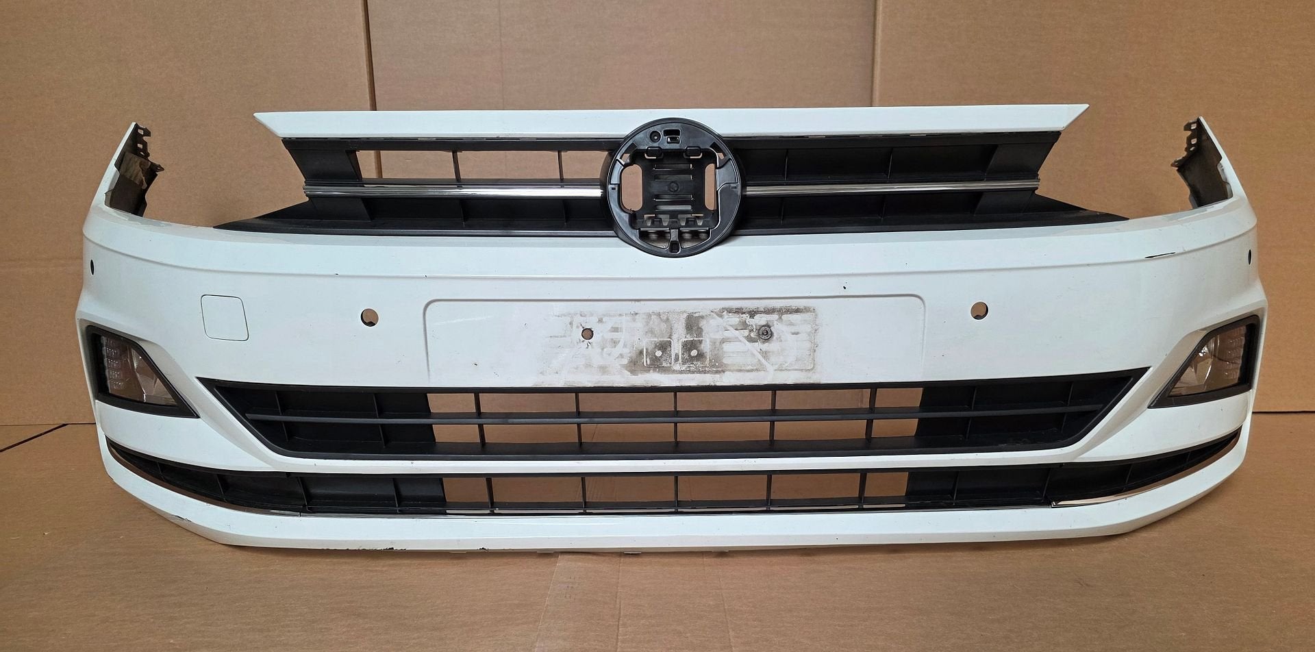 Voorbumper VW Polo 2G AW 4xPDC Bumper bj.2017-2022 ORGINEEL, Gebruikt, -, Ophalen of Verzenden, Bumper