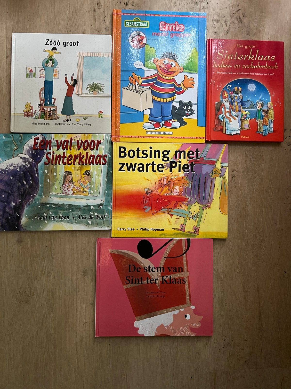 Kinderboeken: Sinterklaas, Sesamstraat en meer (6 stuks), Ophalen of Verzenden, Gelezen, Fictie algemeen