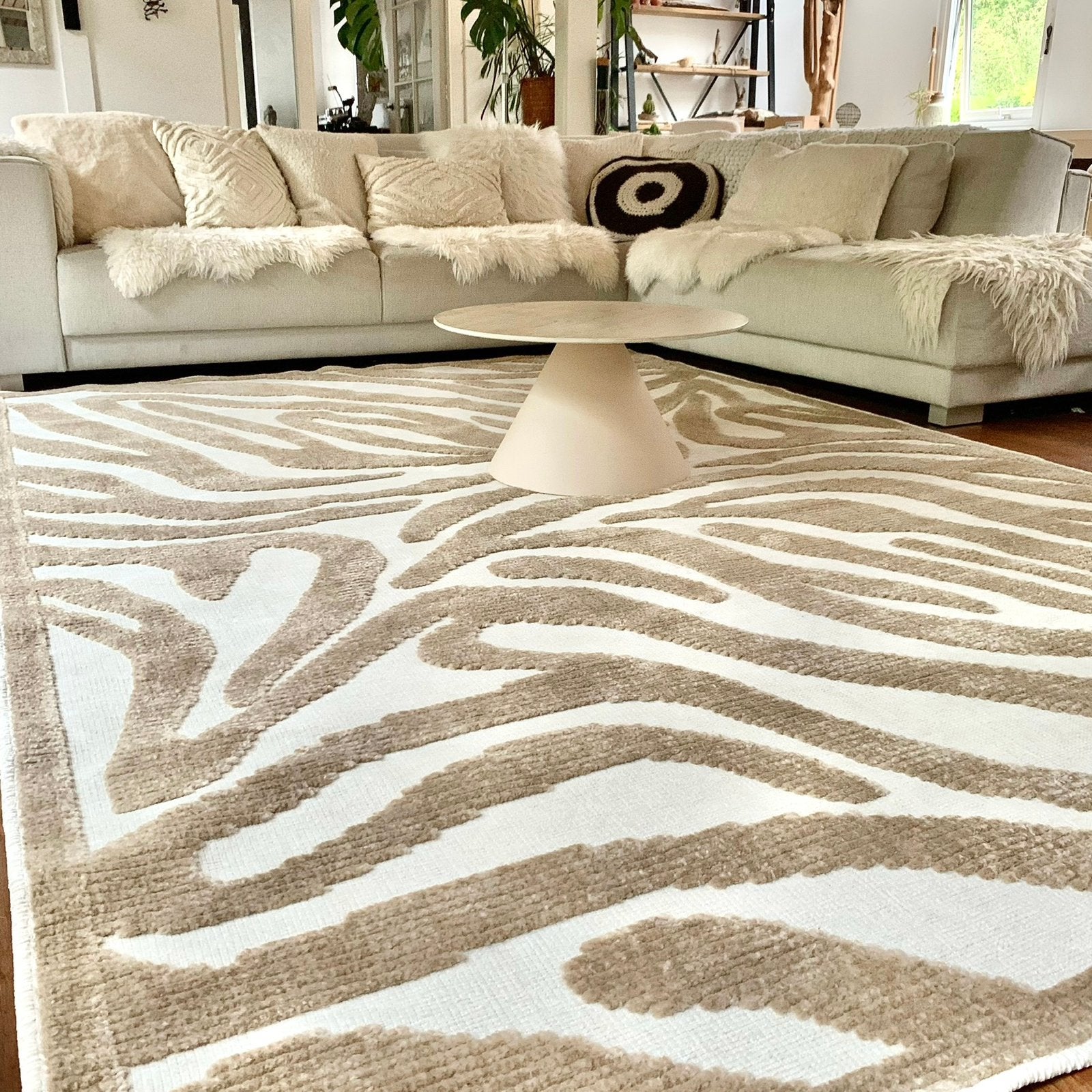 Japandi de luxe - mocca cream xl vloerkleed - fotoshoot, Ophalen, 200 cm of meer, Zo goed als nieuw, 200 cm of meer