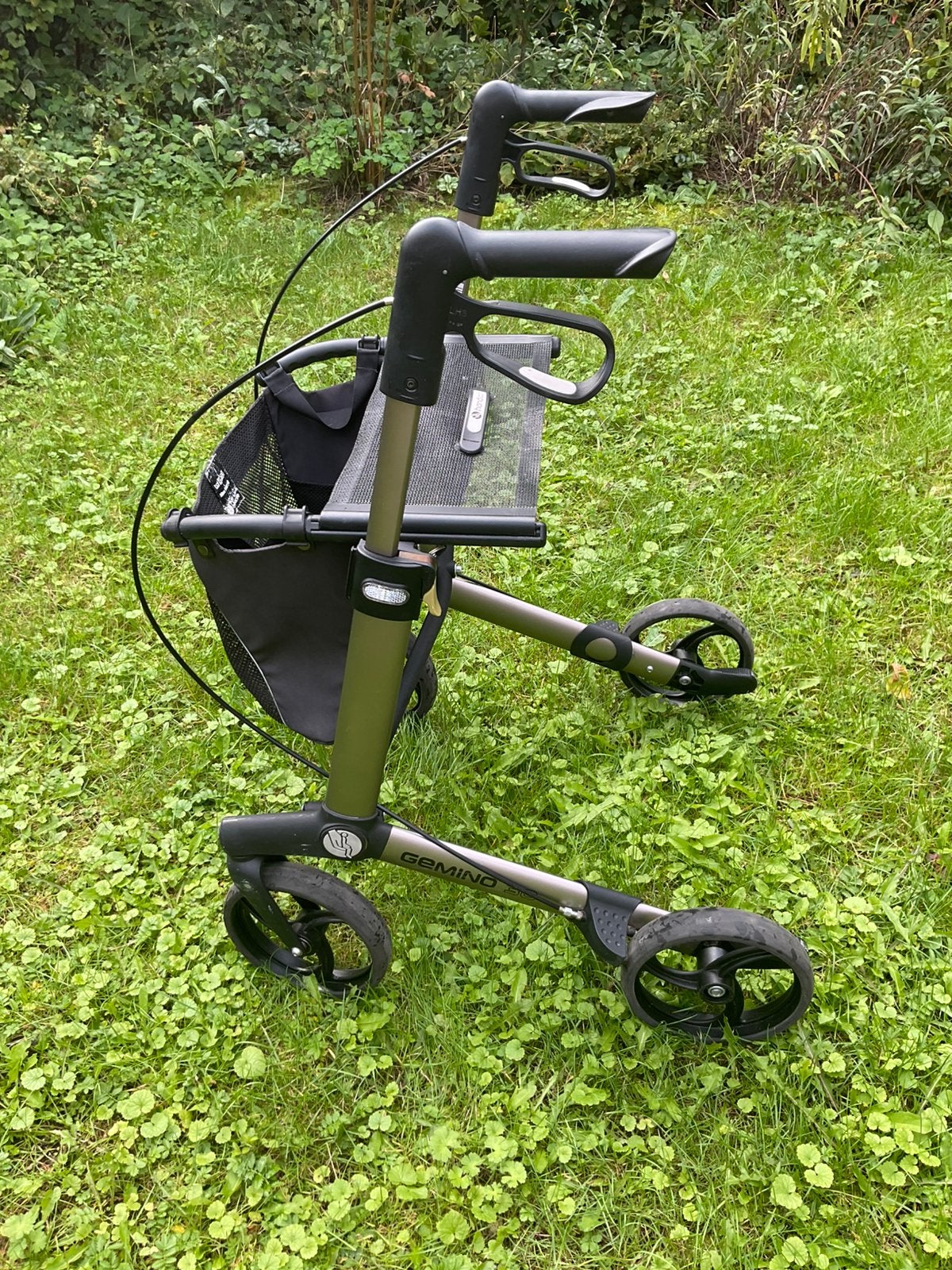 Gemino 30 lichtgewicht rollator in zeer goede staat, Ophalen, Lichtgewicht, Gebruikt
