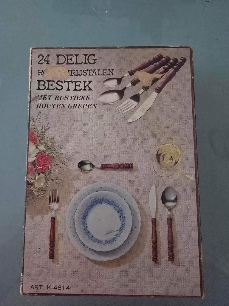 24 delig roestvrijstalen bestek, Ophalen of Verzenden, Zo goed als nieuw, Rvs of Chroom, Bestekset