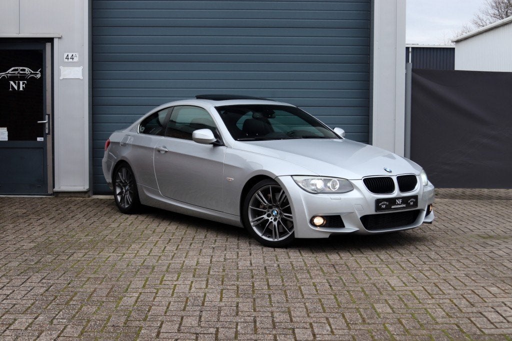 Bmw 3-SERIE 335i Xdrive Coupé E92 LCI - N55 - M-Package, Automaat, 1800 kg, 1595 kg, 4 stoelen
