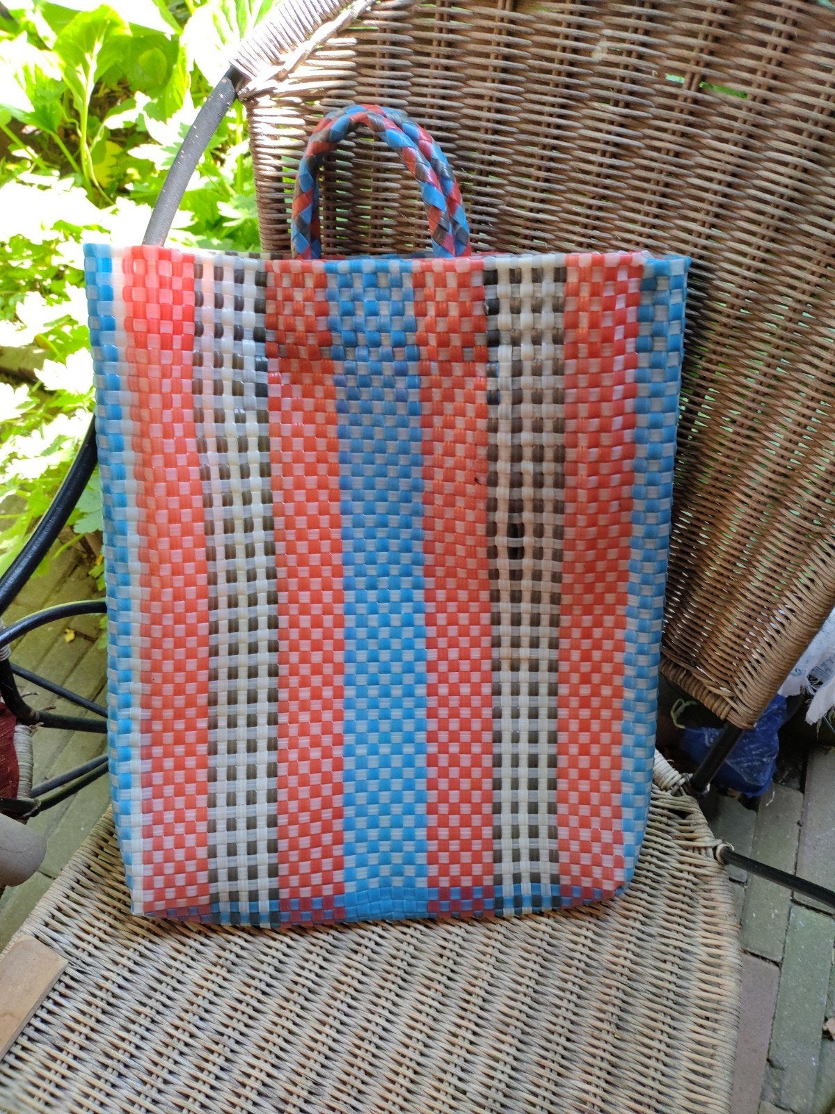 Tas, shopper handmade gevlochten Sri Lanka, Sieraden, Tassen en Uiterlijk, Tassen | Damestassen, Ophalen of Verzenden, Nieuw, Shopper