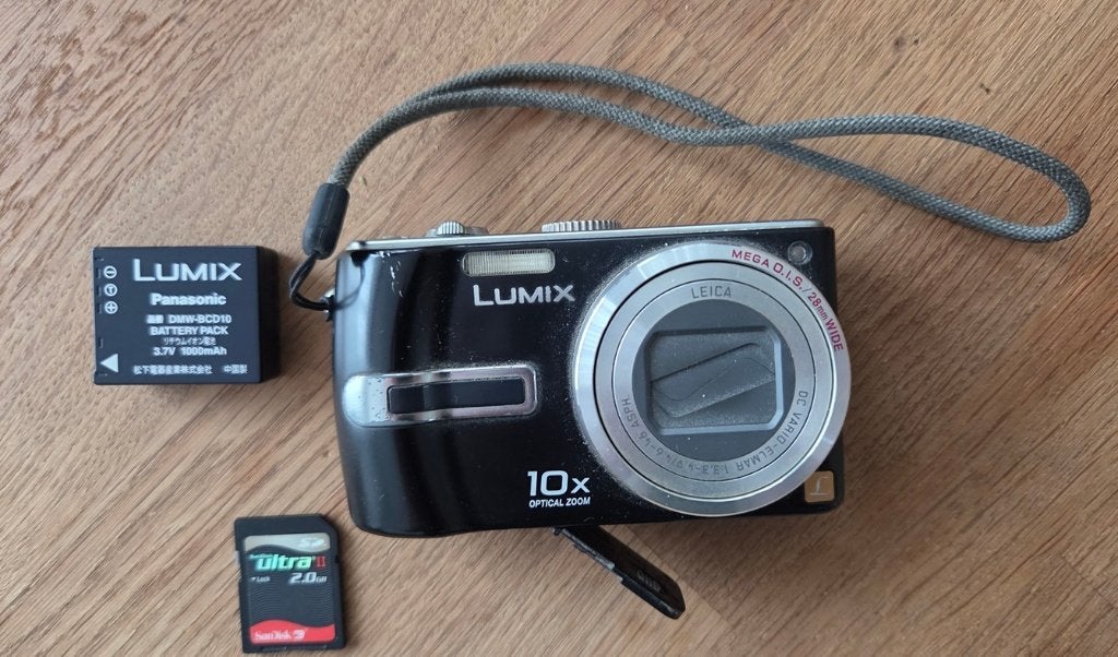 Diverse fotospullen Sony Canon enz, Gebruikt, Canon, Ophalen of Verzenden, Compactcamera