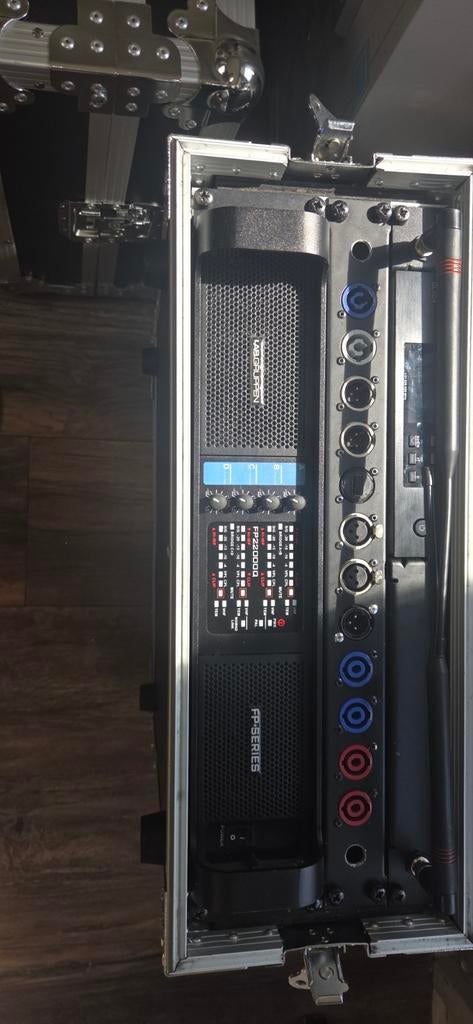 Lab Gruppen FP22000Q Clone Eindversterker, Ophalen