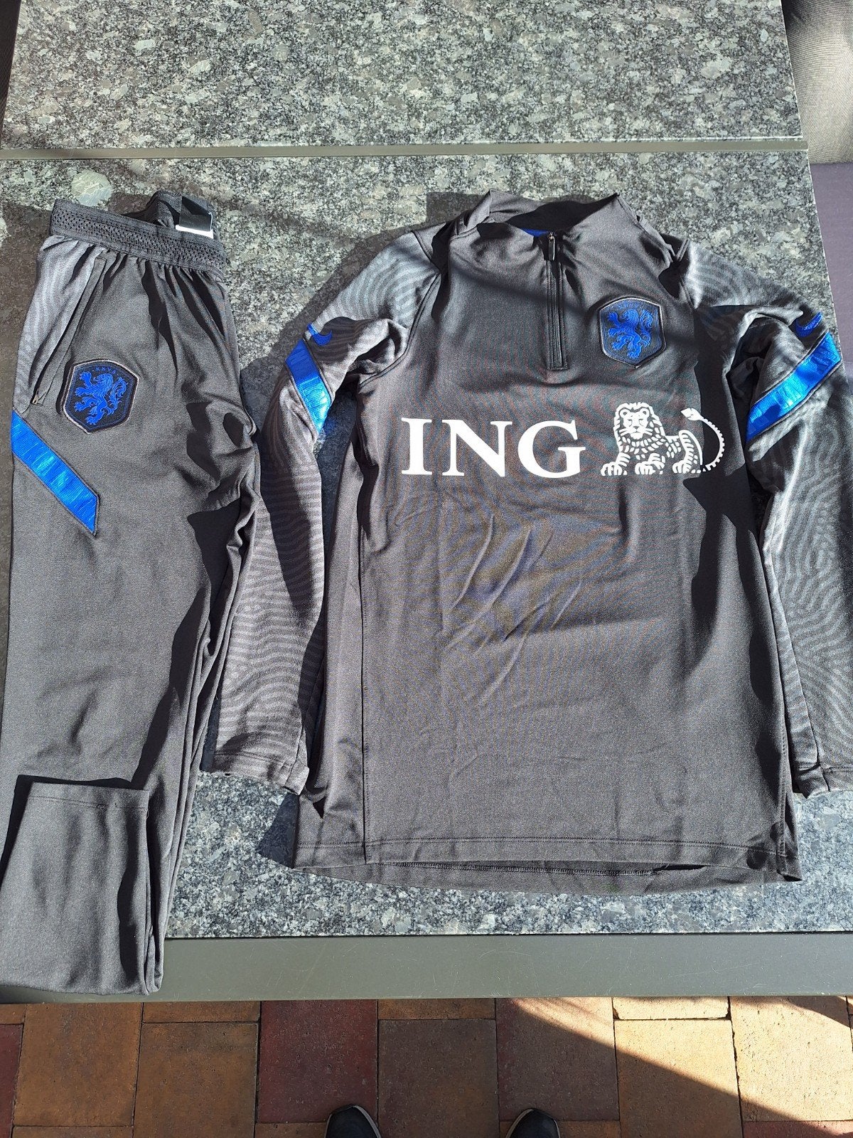 Nike Nederlands Trainingspak en trainingstenue maatS/M, Maat M, Ophalen of Verzenden, Zo goed als nieuw, Trainingspak