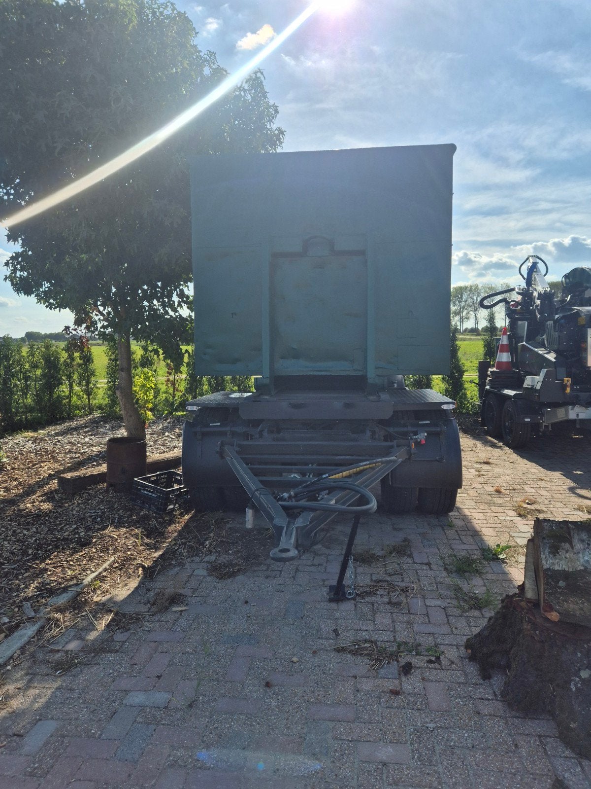 Aanhangwagen met afzetcontainer, Ophalen, Gebruikt