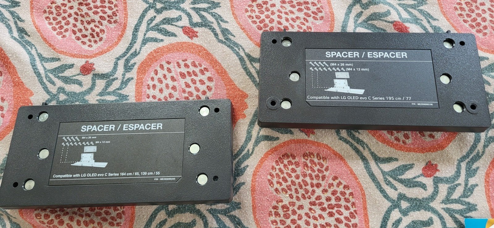 LG spacer, Ophalen of Verzenden