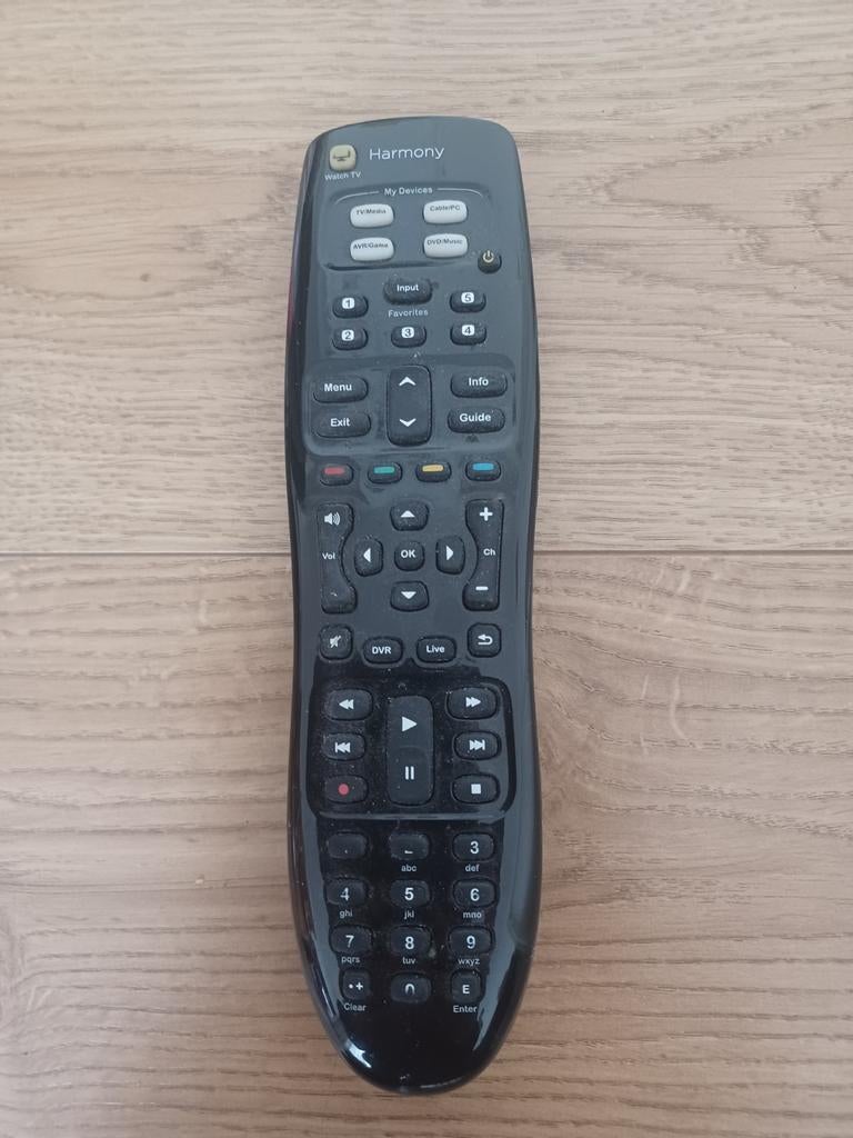 Logitech Harmony afstandsbediening, Audio, Tv en Foto, Afstandsbedieningen, Ophalen of Verzenden, Zo goed als nieuw