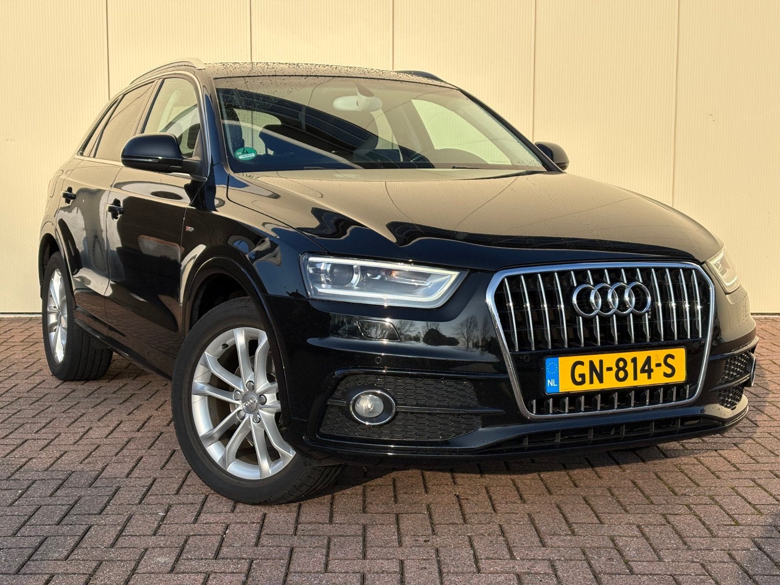 Audi Q3 1.4 Tfsi 150pk Volledig Audi-Dealer Onderhouden️✅️, 4 cilinders, 150 pk, Zwart, SUV of Terreinwagen