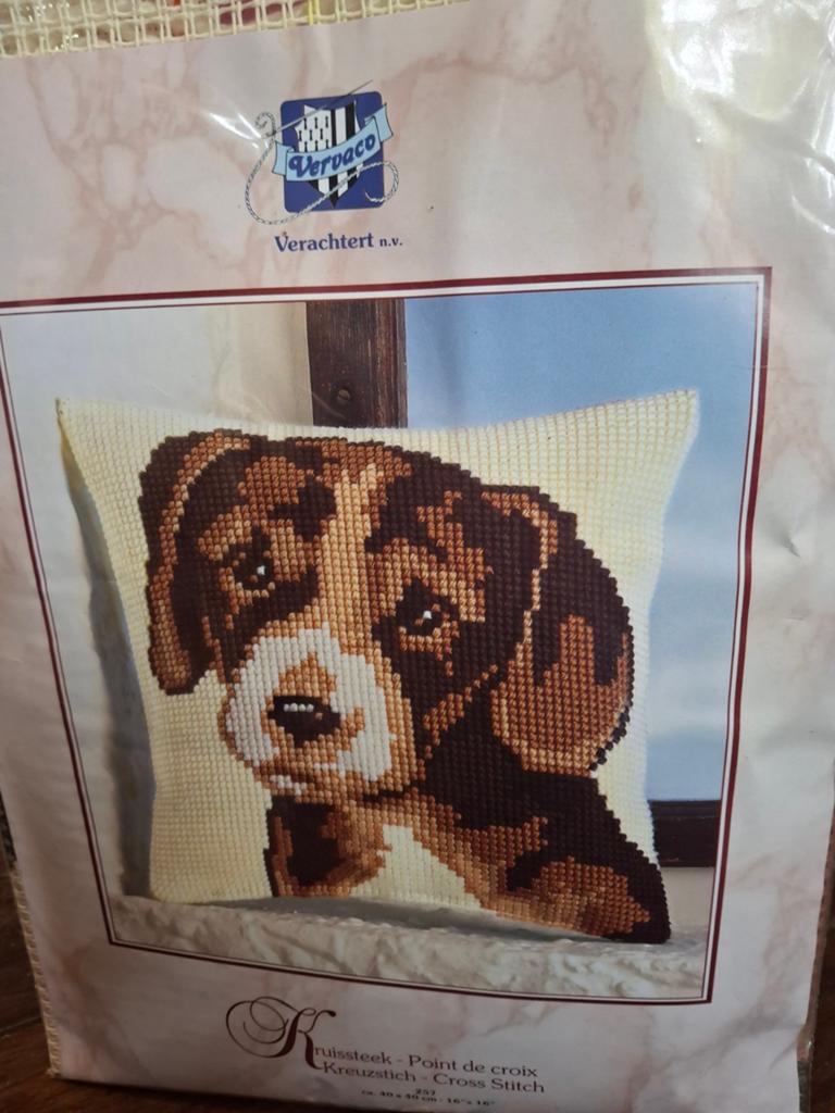 Kussen -hond, Ophalen of Verzenden, Nieuw, Borduurpakket