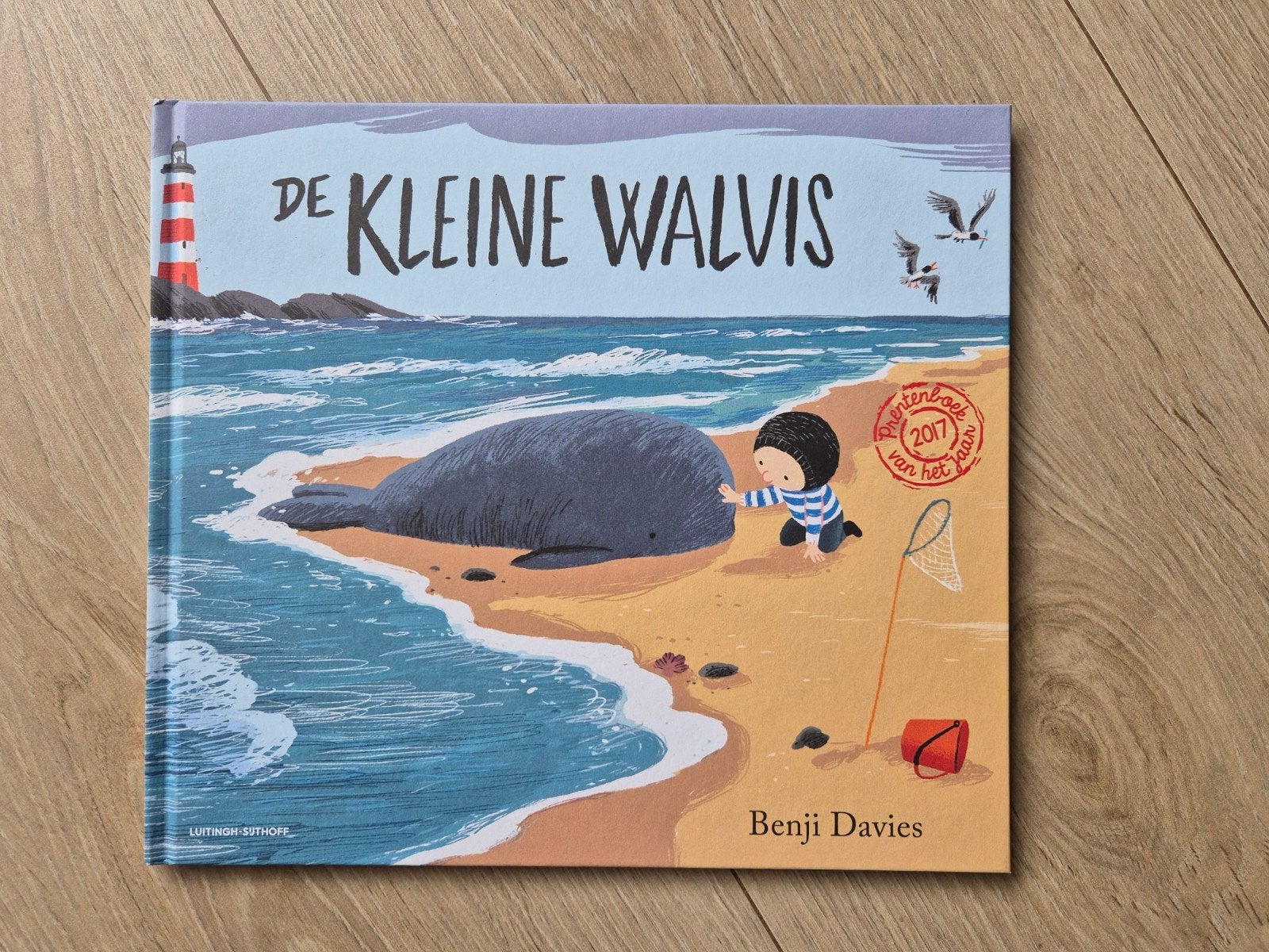 De Kleine Walvis - Prentenboek van het Jaar 2017, Ophalen of Verzenden, Zo goed als nieuw, Benji Davies, Prentenboek