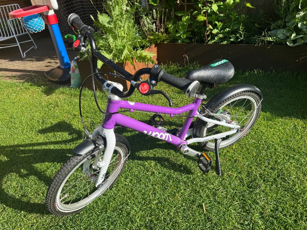 Woom 3 fiets 16 inch paars - zgan, Amsterdam, Fietsen en Brommers, Fietsen | Kinderfietsjes, Ophalen, Zo goed als nieuw, 16 tot 20 inch
