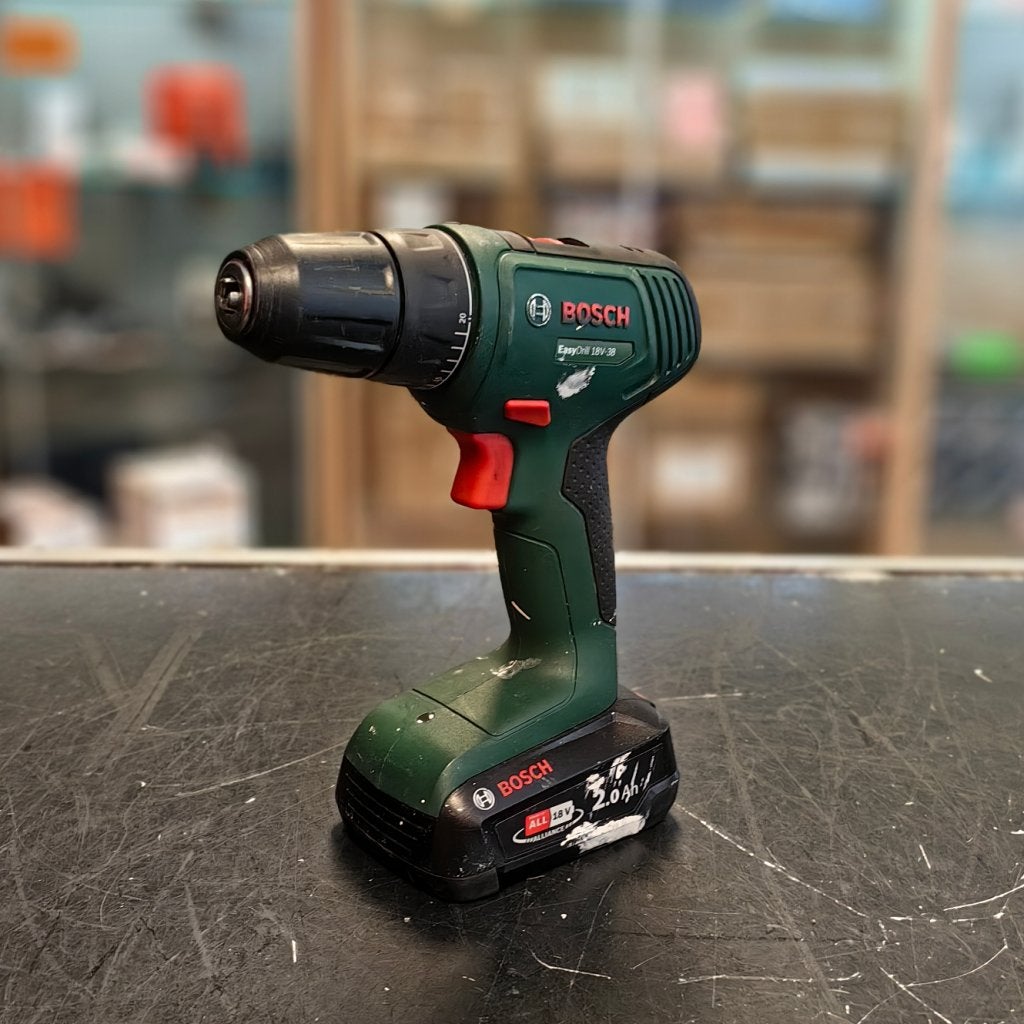 Bosch EasyDrill 18V Accu Boormachine - In Nette Staat, Bosch, Gebruikt, Support@bosch.com, Robert Bosch GmbH
Robert-Bosch-Platz 1
70839 Gerlingen-SchillerhÃ¶he
Germany