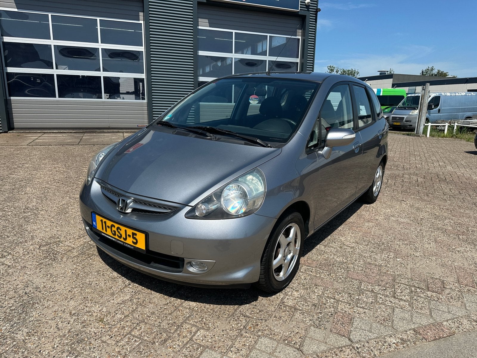 Honda Jazz 1.4 I 2008 Grijs, Auto's, Voorwielaandrijving, 83 pk, 40 €/maand, 4 cilinders