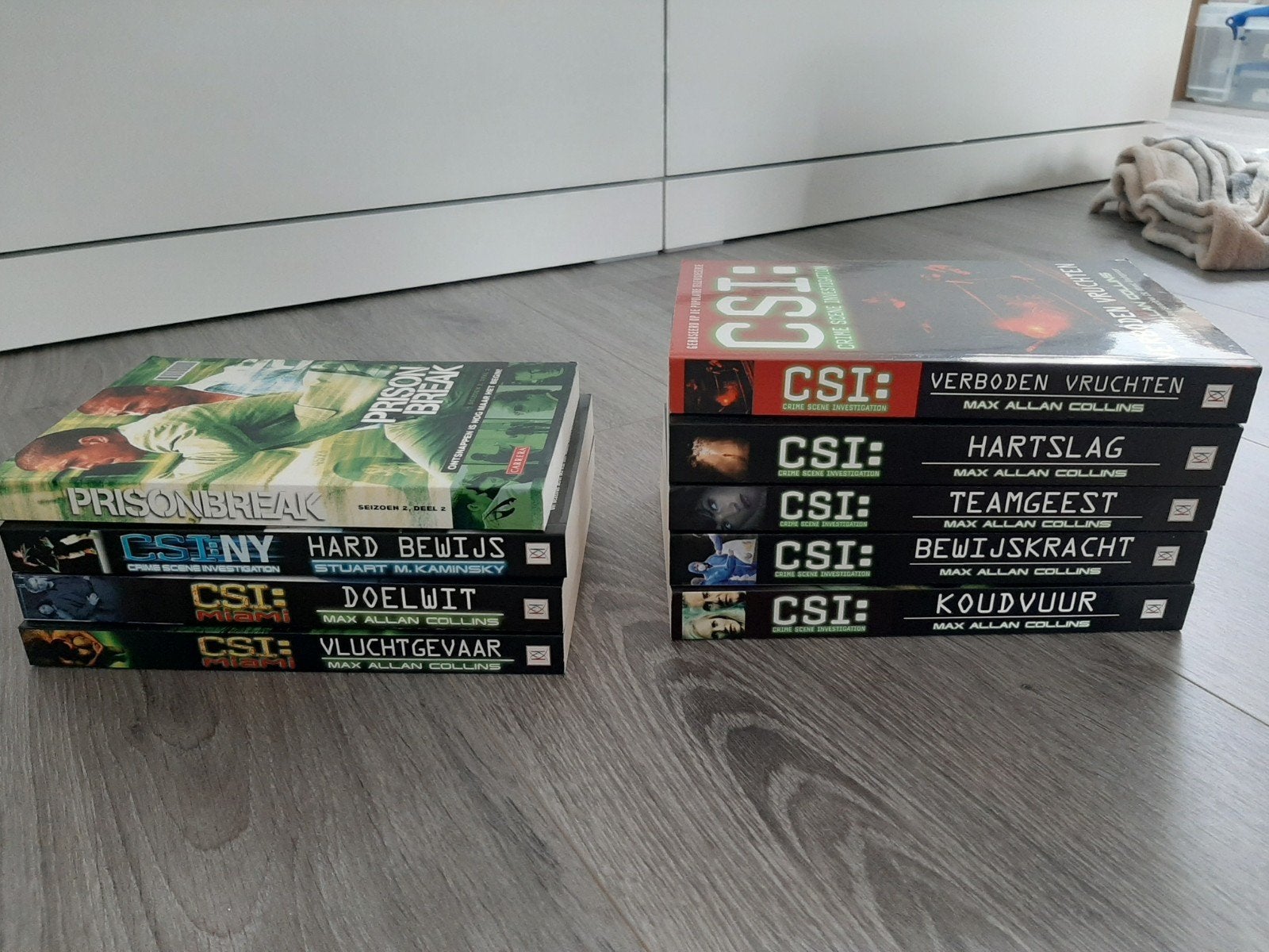 CSI en Prison Break boekenpakket, Boeken, Detectives, Zo goed als nieuw, Tv-bewerking, Ophalen of Verzenden