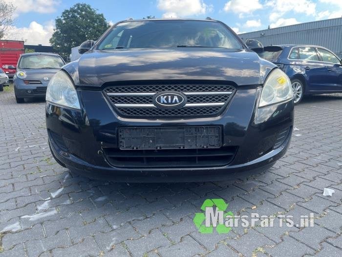 Voorbumper van een Kia Ceed, Auto-onderdelen, Carrosserie en Plaatwerk, -, -, Ophalen of Verzenden, Bumper